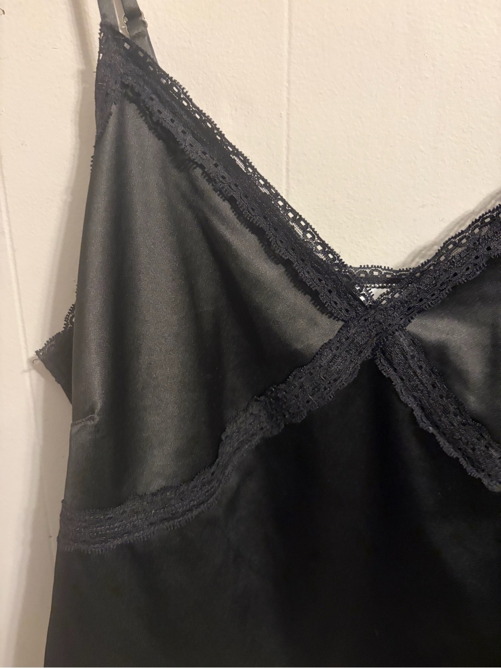 Colsie Black Satin Lace-Trim Cami and Pants Sleep Set - Picture 5 of 9